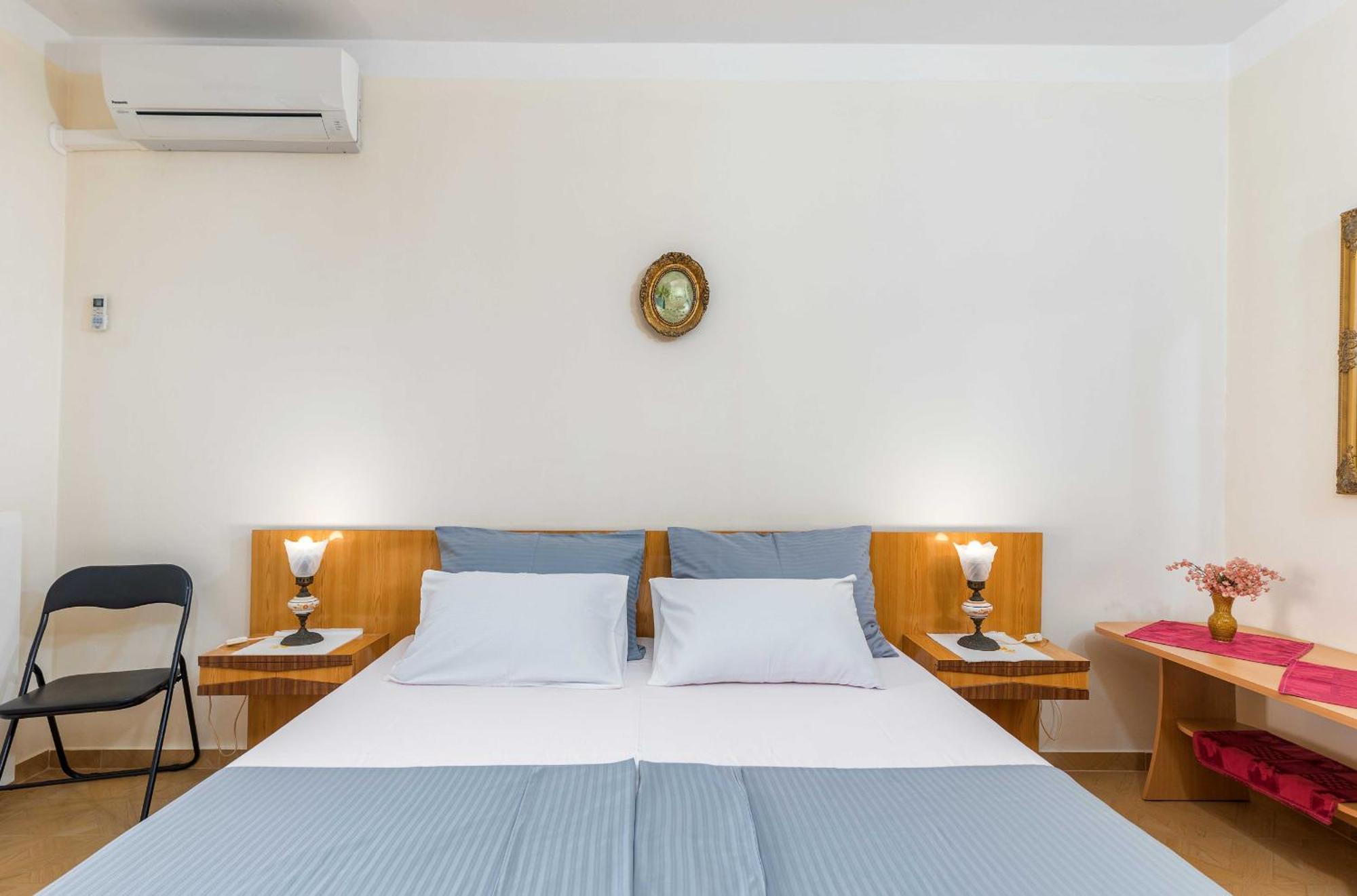 Villa Nada In Fazana - Near The Beach Экстерьер фото