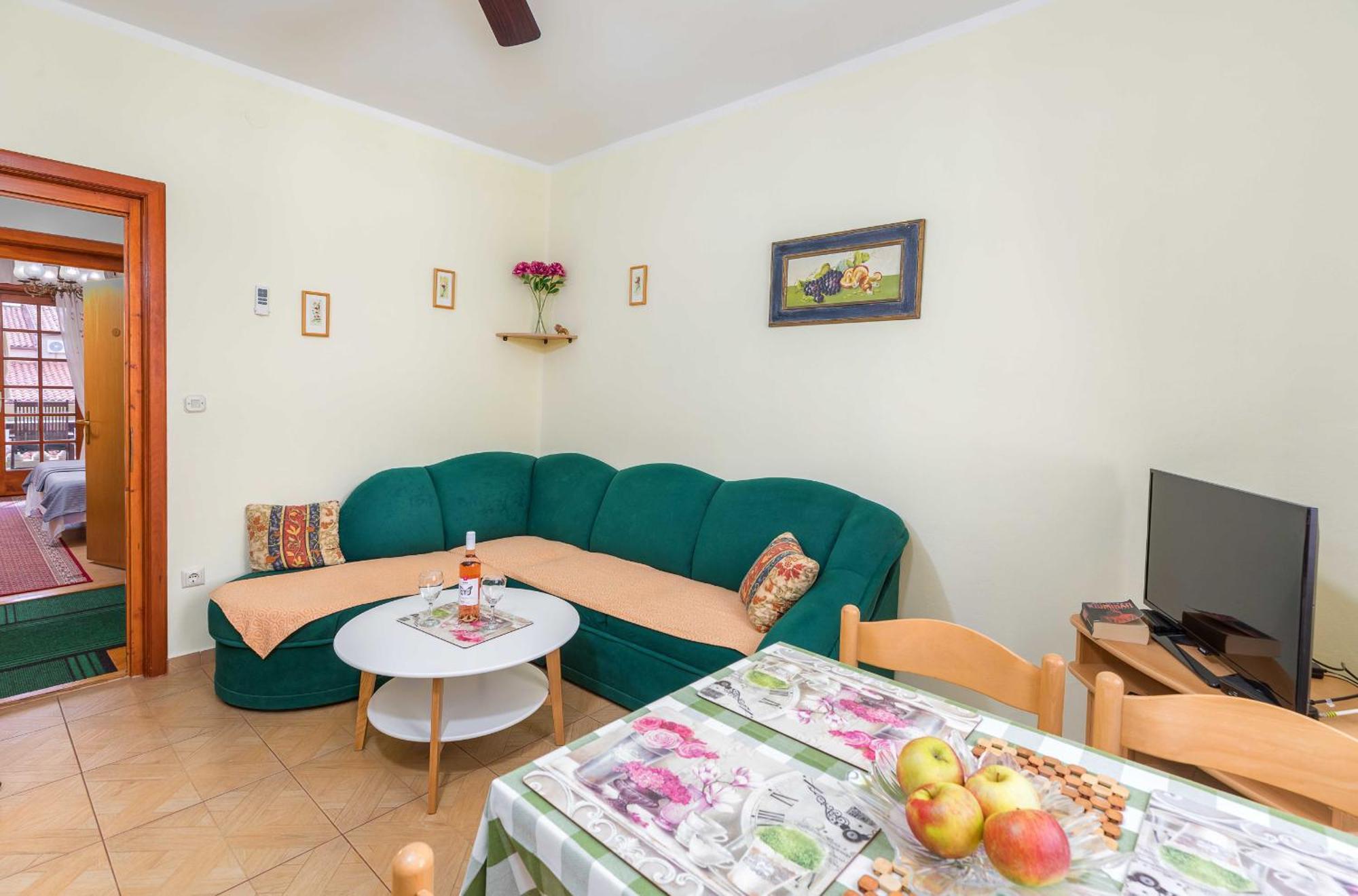 Villa Nada In Fazana - Near The Beach Экстерьер фото