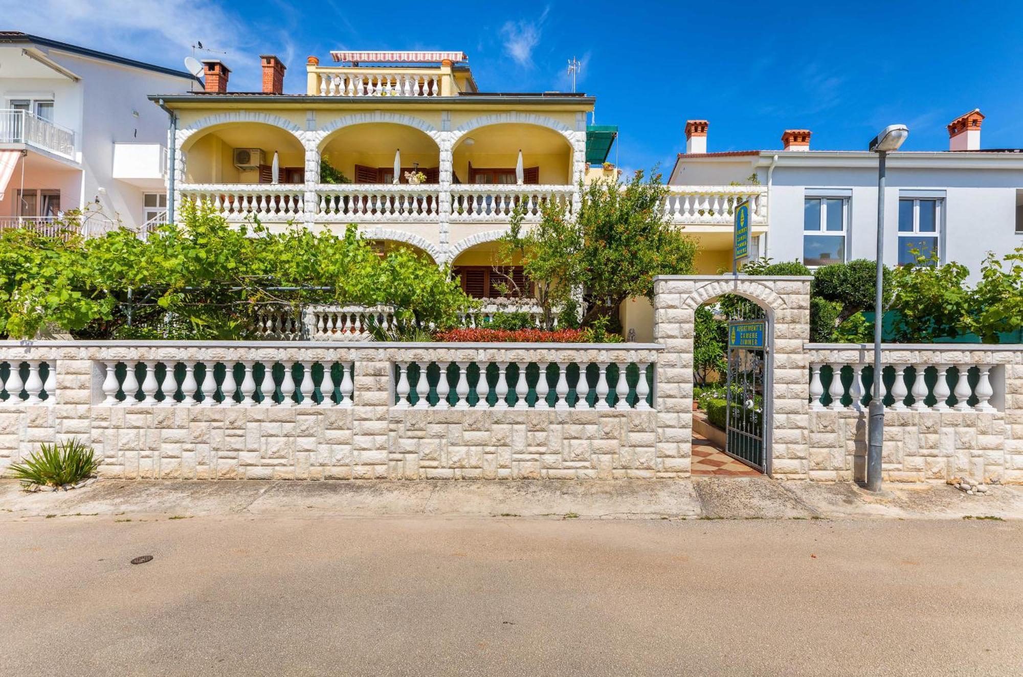 Villa Nada In Fazana - Near The Beach Экстерьер фото
